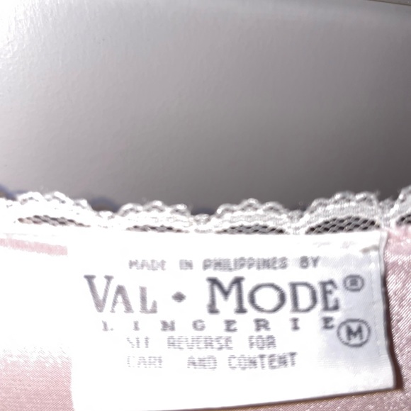 Pink Lingerie Robe - Picture 2 of 6